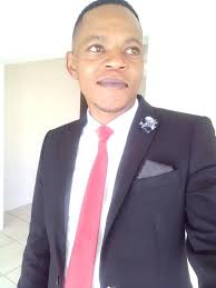 Is the amp powering speakers connected to the head unit?