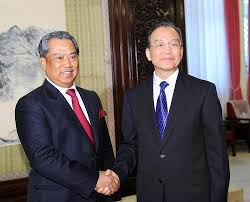 Najib entered office with a focus on domestic economic issues and political reform. Premier Wen Jiabao Meets With Malaysia S Deputy Prime Minister Muhyiddin