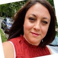 Janine Bishop's Instagram, Twitter & Facebook