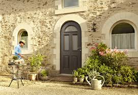 Plus de 60 panneaux décoratifs et la possibilité de concevoir votre porte d'entrée personnalisée. Https Www Belm Fr Conseils Belm Vous Aide A Choisir Votre Porte Dentree Decouvrez Les Portes Dentree Mixtes Cintrees