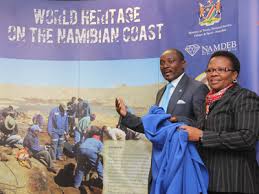 Book the cheapest flights to oranjemund online. Schiffswrack Von Oranjemund Namibia Und Portugal Wollen Zusammenarbeiten Vorgestellt Im Namibiana Buchdepot