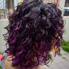 15b02f01065727fddc0f27b73ac9517f Highlights Curly Hair Purple Highlights Jpg 564 564 Hair Highlights Highlights Curly Hair Ombre Curly Hair
