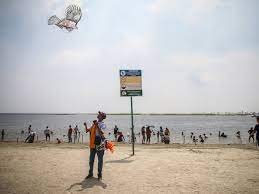 Meskipun telah kembali dibuka, pihak ancol menerapkan sejumlah protokol kesehatan sesuai. Xmmqeocc6 R7om