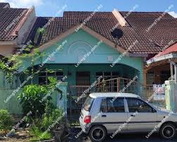 Aparment b208 ada 3 bilik tidur,2 bilik air,ruang tamu yang luas,ruang makan yang selesa,lengkap dengan kemudahan asas seperti iron, mesin basuh, tv, peti ais. Lelong Auction Freehold 1 Storey Terrace House In Taman Putri Kulai Johor Rm 320 000 On 2021 02 24 Lelongtips Com My
