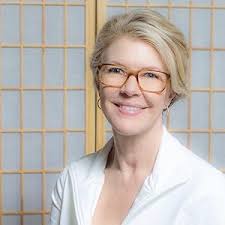 Amazon.com.br: Hans-Rudolf Weiss: books, biography, latest update