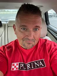 Just felt like sharing, there was a post yesterday with an individual that  mentioned he was about 5'11 and 200 something pounds and he did not fit