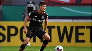 Still only 24, the young czech has much to learn and progress in his game if he wants to make it at the very top and this analysis has proven that he does possess a solid mold of a striker that can flourish under peter. Schick Konnte Bayer Leverkusen Wochenlang Fehlen Kopfverletzung Bei Sinkgravenerpasst Transfermarkt