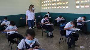 La vuelta a clases presenciales enfrenta al gobierno y gremios. Revuelo En Valledupar Por El Regreso A Las Clases Presenciales Semanario La Calle
