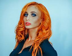 Nadine Narciso 项目:: Photos, videos, logos, illustrations and branding ::  Behance