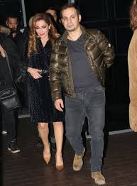 Born in tübingen near stuttgart, germany, vandi's family returned to kavala. Despina Vandi And Demis Nikolaidis Dating Gossip News Photos