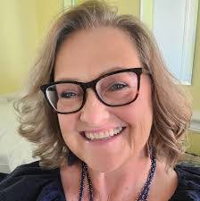 Beth Schaefer's Instagram, Twitter & Facebook