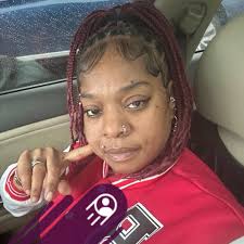 After her second date with Adam Zack, Sara Runnels took to Twitter,  writing, “My date last night bought a New Yorker subscription in the middle  of our date so he could read