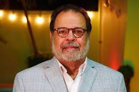 Joaquín Vázquez Brioso, un historiador comprometido con Puerto Rico;  entrevista por Wilkins Román Samot