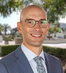 Tom Washington's Instagram, Twitter & Facebook