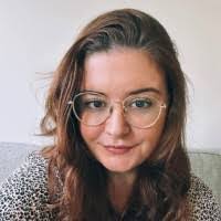 Leigh Gunn's Instagram, Twitter & Facebook