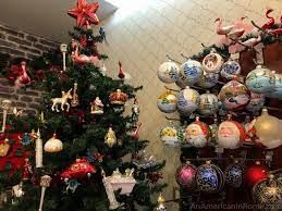 Even 600 baubles and 3 kilometers of christmas lights apparently were not enough to help. Sempre Natale Christmas Store In Rome An American In Rome
