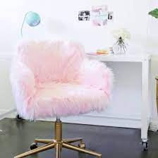do you want to decorate a woman s room in your house here are 34 girls room decor ideas for you tags cool room decor girls room decor girl bedroom designs