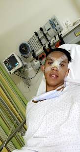 حاول سفيان رحيمي لاعب الرجاء في الدقيقة 16 التوغل داخل منطقة جزاء الزمالك لكن نجح أحمد عيد في استخلاص الكرة لكن لاعب الرجاء سقط وأشار الحكم باستئناف اللعب. Ø±Ø­ÙŠÙ…ÙŠ ÙŠØ®Ø¶Ø¹ Ù„Ø¬Ø±Ø§Ø­Ø© ÙÙŠ Ø§Ù„Ø£Ù†Ù ÙˆÙŠØ·Ù…Ø¦Ù† Ø¬Ù…Ø§Ù‡ÙŠØ± Ø§Ù„Ø±Ø¬Ø§Ø¡