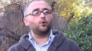 Entrevista Rodrigo León: los secretos de la voz en off