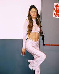 Tini tini tini 2020 • álbum quiero volver 2018 • álbum tini (martina stoessel) deluxe edition 2016 • álbum tini (martina stoessel) 2016 • álbum. Tini On Twitter In 2021 Stage Outfits Fashion Outfits