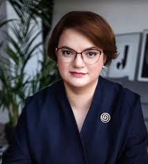 Explore Our Leadership Structure