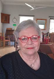 Introduction to Georgia, a textile artist and member of the Dull Women's  Club