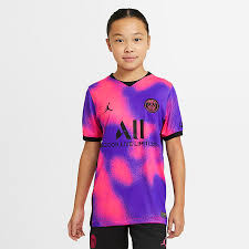 Wenn du gerne ein paris saint germain trikot haben willst, dann bist du hier bei unisportstore.de genau richtig und du kannst natürlich selber wählen, ob du einen. Jordan Trikots Nike Ch