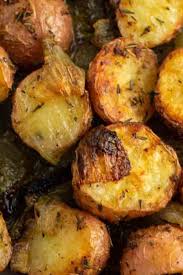Roasted Potatoes And Onions In 2020 Roasted Potatoes And Onions Recipes Side Dishes Easy