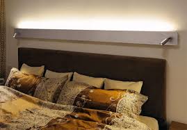 Szrwd schwanenhals lampe mittelfinger multicolor tischlampe leselampe wandmontage led schreibtischlampe akku. Bett Leseleuchten