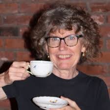 Wanda Henry's Instagram, Twitter & Facebook