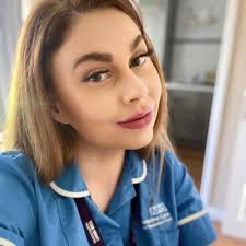 becky lewis (@Becky_Lewis0)