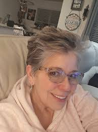 Rochelle Howell's Instagram, Twitter & Facebook