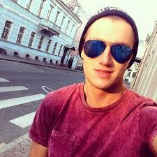 Anna Sparrow's Instagram, Twitter & Facebook