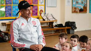 Jesse ellis lingard (born 15 december 1992) is an english professional footballer who plays as an attacking midfielder or as a winger56 for premier. Jesse Lingard Goes Back To School Manchester United