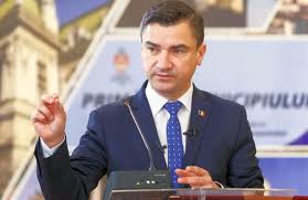 Citeste acum toate articole despre mihai chirica pe digi24.ro. Primarul Mihai Chirica A GÄƒsit O ChichiÈ›Äƒ Pentru A O Salva Pe Poli IaÈ™i