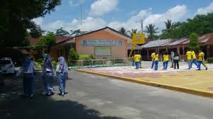 11 apr 2021 13:35 wib pemko siantar terus mendukung aktivitas olahraga. Kepsek Sman 2 Siantar Mengaku Tak Berani Terima Siswa Sisipan Tribun Medan