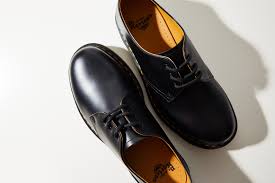 Dr martens 1461 smooth leather oxford shoes #dr #martens #sandals #outfit #men #drmartenssandalsoutfitmen this is our classic 3 eye shoe. Dr Marten S 1461 Oxford Shoe Review And Endorsement