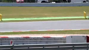 Menos que un parapadeo, pero suficientes para que hamilton rompiera todas las apuestas que daban a verstappen como favorito a una vuelta. Gp Espana F1 2011 Youtube