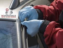 We carry and install oem quality laminated glass windshields for a wide variety of. Windshield Replacement And Auto Glass Repair Dc 202 559 2404 Free Estimate For Windshield Repair