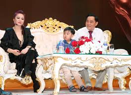 CEO Nguyễn Phương Hằng tổ chức talk show – Lan toả yêu thương - Báo Bình Dương Online