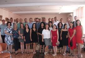 Revedere După 20 De Ani La Colegiul Alexandru Cel Bun Gura Humorului Cotidianul Crai Nou
