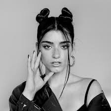 Black And White Pictures Of Famous People On Tiktok Google Image Result For Https P16 Amd Va Tiktokcdn Com Img Musically Maliva Obj 0077d1f4c08cf7f87edf098c5b0867 In 2020 Dixie The Most Beautiful Girl Cute Celebrities