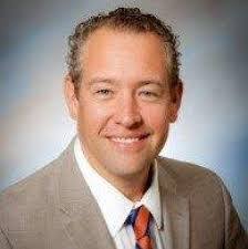 Dennis Deters's Instagram, Twitter & Facebook