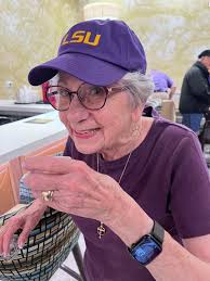 When you tell your grandkids you didn't do a jello shot, but they already  saw it