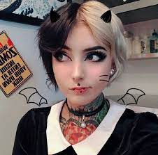 100+ best hairstyles for 2020 #cute #half #and #half #hair #colors #. Pin By Johanah Bottoms On Half Half Dyed Hair 09 Short Dyed Hair Split Dyed Hair Punk Hair