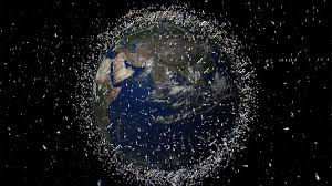 These 60 satellites initially fly in a chain formation, but over time they spread out and move to their own orbits. Starlink Satelliten Was Hinter Den Leuchtenden Ketten Am Nachthimmel Steckt Mdr Jump