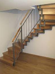 Die optimale höhe für die setzstufe ist 30 mm; Das Noriplana Bautagebuch Treppe Firma Haubner Treppen Neumarkt Polling Endzustand Treppe Treppe Haus Treppe Sanieren
