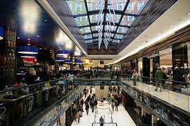 Italien går vidare sen är det öppet om andra platsen. Mall Of Berlin Berlin De