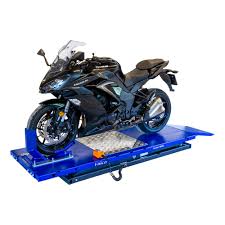 Line up the bike properly, lock the wheels in place, and use straps or blocks of wood to keep the. Motorcycle Lift Professional 1000kg Electric Mlp100ke Falco Sollevatori Motorcycle Lifts Valkenpower