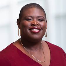 Tamara Buck's Instagram, Twitter & Facebook